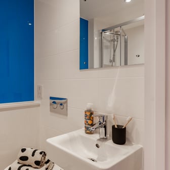 Premium En Suite - Image 5
